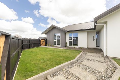 Photo of property in 109 Freedom Drive, Kelvin Grove, Palmerston North, 4470