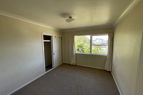 Photo of property in 84 Marlborough Avenue, Glenfield, Auckland, 0629