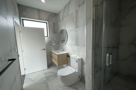 Photo of property in 5 Merton Avenue, Glenfield, Auckland, 0627