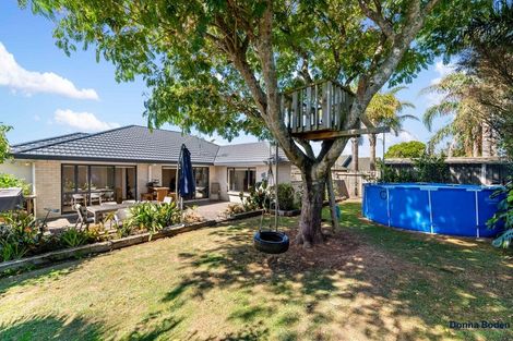 Photo of property in 13 Sunset Drive, Pukekohe, 2120