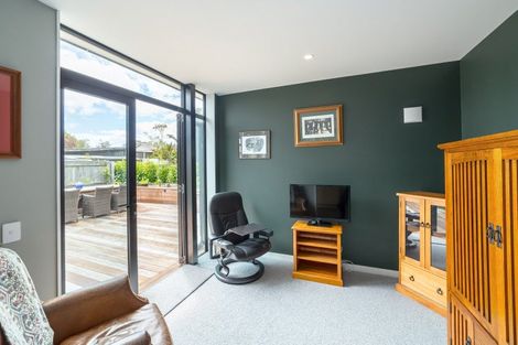 Photo of property in 31 Tarata Grove, Lansdowne, Masterton, 5810