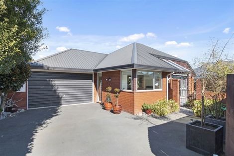 Photo of property in 2/64 Apsley Drive, Avonhead, Christchurch, 8042