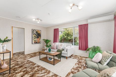 Photo of property in 341 Riverside Drive, Fairfield, Lower Hutt, 5011