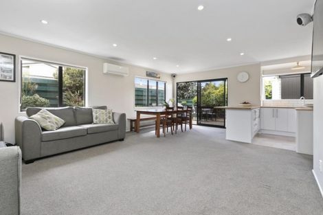 Photo of property in 9c Golf Road, Mount Maunganui, 3116