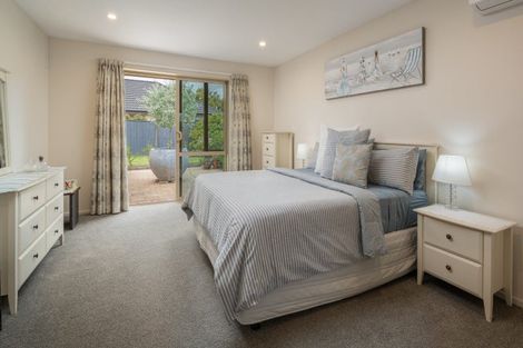 Photo of property in 32 Magnolia Drive, Springlands, Blenheim, 7201