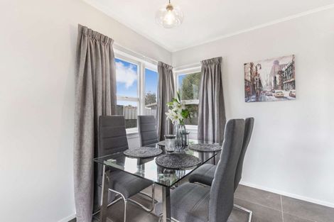 Photo of property in 12 Valentine Street, Papakura, 2110
