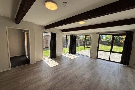 Photo of property in 54 Parkstone Avenue, Ilam, Christchurch, 8041