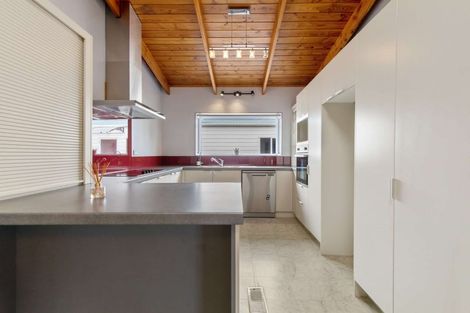 Photo of property in 16 Gillam Crescent, Springfield, Rotorua, 3015