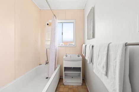 Photo of property in 2/97 Nelson Crescent, Napier South, Napier, 4110