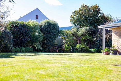 Photo of property in 2 Holdsworth Drive, Otamatea, Whanganui, 4500