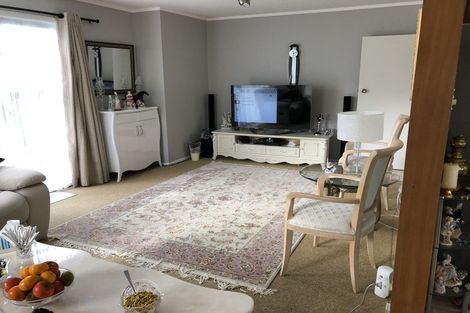 Photo of property in 10 Helvetia Drive, Browns Bay, Auckland, 0630