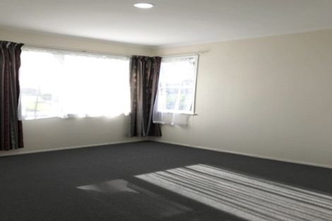 Photo of property in 1/343 Pakuranga Road, Pakuranga Heights, Auckland, 2010