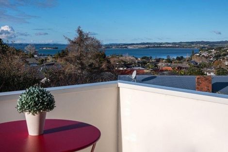 Photo of property in 1/33 Mellons Bay Road, Mellons Bay, Auckland, 2014