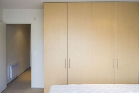 Photo of property in Sanctum Apartment, 10 Ebor Street, Te Aro, Wellington, 6011