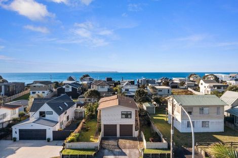 Photo of property in 1283 Papamoa Beach Road, Papamoa Beach, Papamoa, 3118