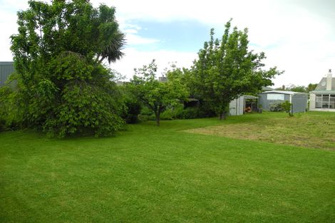 Photo of property in 56 Rhodes Street, Waimate, 7924