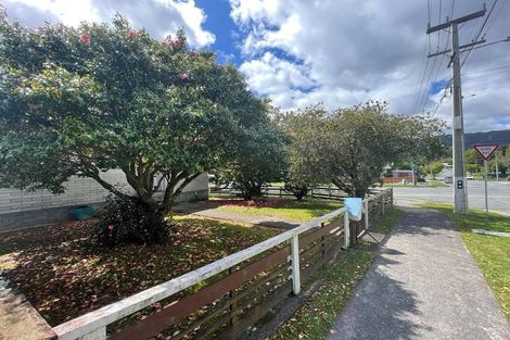 Photo of property in 28a Rawhiti Street, Stokes Valley, Lower Hutt, 5019