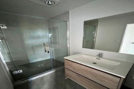 Photo of property in 17 Paetai Lane, Te Atatu Peninsula, 0610