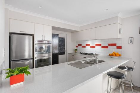 Photo of property in 34 Oakwood Way, Papamoa Beach, Papamoa, 3118