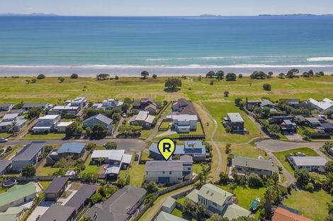 Photo of property in 110 Corokia Place, Matarangi, Whitianga, 3592