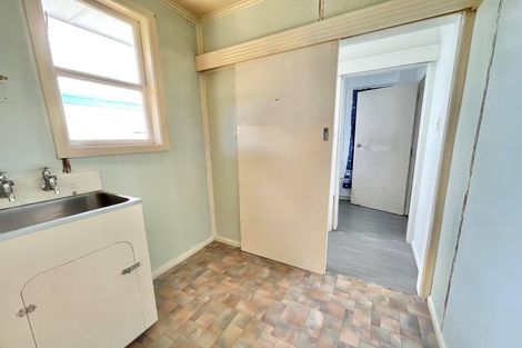 Photo of property in 9 Kaka Crescent, Tokoroa, 3420