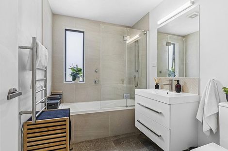 Photo of property in 43 Holystone Road, Whitby, Porirua, 5024