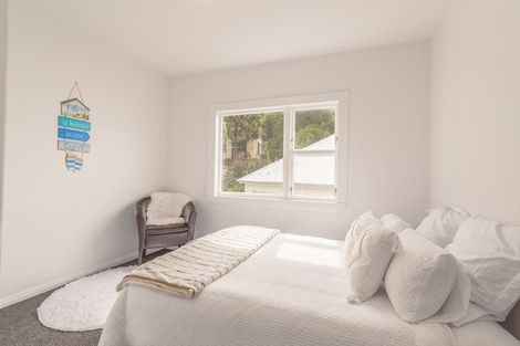 Photo of property in 24 Voelas Road, Lyttelton, 8082