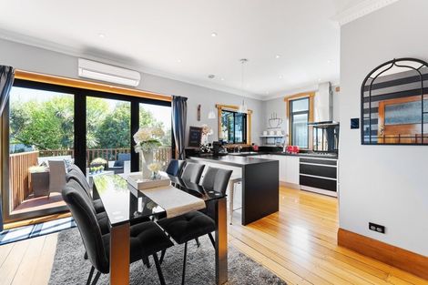 Photo of property in 65 Lemon Street, New Plymouth, 4310