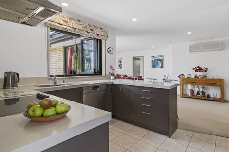 Photo of property in 49 Discovery Avenue, Welcome Bay, Tauranga, 3112