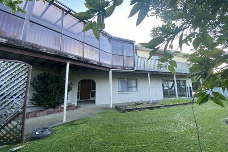 Photo of property in 74 Weatherly Road, Torbay, Auckland, 0630