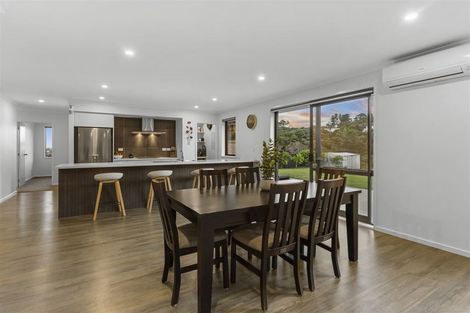 Photo of property in 6 Tirohanga Crescent, Stanmore Bay, Whangaparaoa, 0932