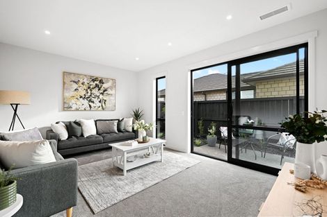 Photo of property in 61 Maanihi Drive, Rototuna North, 3210