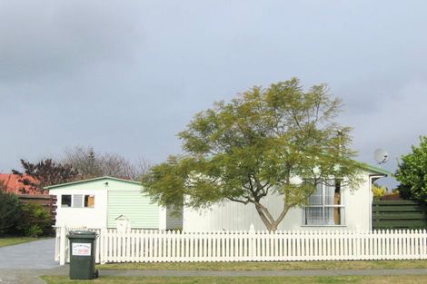 Photo of property in 85 Tait Drive, Greenmeadows, Napier, 4112