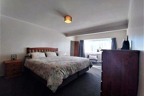 Photo of property in 3 Ambler Avenue, Glen Eden, Auckland, 0602