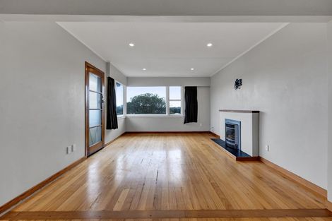 Photo of property in 8 Penrith Street, Westown, New Plymouth, 4310