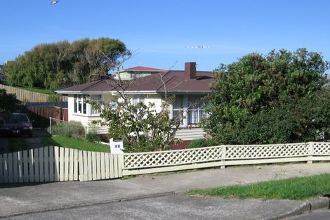 Photo of property in 12 Arene Grove, Titahi Bay, Porirua, 5022