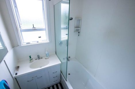 Photo of property in 48 Fernaig Street, Papakura, 2110