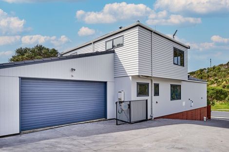 Photo of property in 51a Omapere Street, Whitby, Porirua, 5024