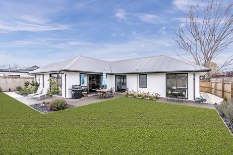 Photo of property in 6 Pegson Lane, Halswell, Christchurch, 8025