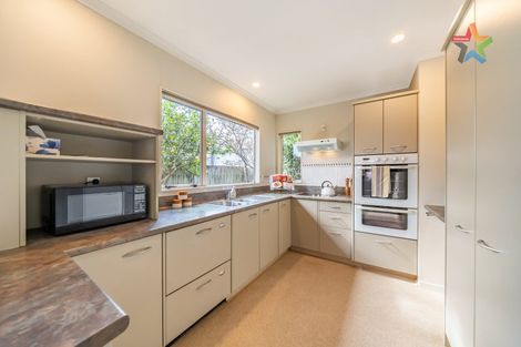 Photo of property in 19 Richmond Grove, Woburn, Lower Hutt, 5010