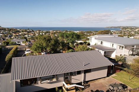 Photo of property in 14b Gledstane Road, Stanmore Bay, Whangaparaoa, 0932