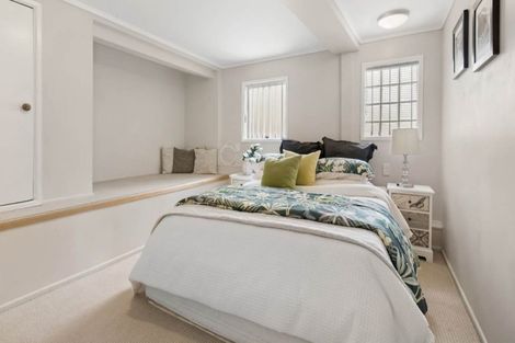 Photo of property in 1/10 Mcquoid Place, Glenfield, Auckland, 0629