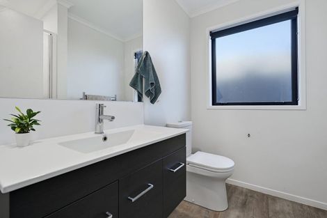 Photo of property in 8 Friesian Way, Papamoa, 3118