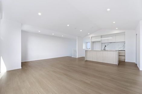 Photo of property in 27 Carronade Street, Papamoa Beach, Papamoa, 3118