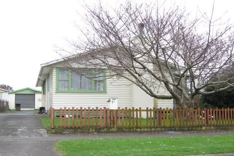 Photo of property in 7 Short Street, Waitara, 4320