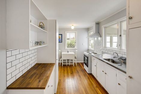 Photo of property in 88a King Street, Taradale, Napier, 4112