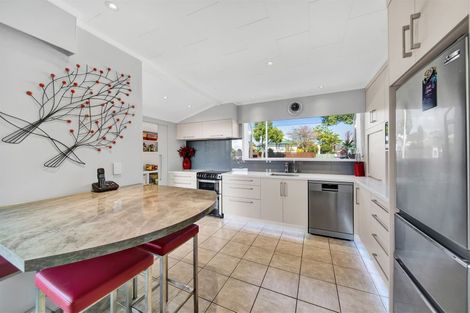 Photo of property in 16 Smeaton Road, Bell Block, New Plymouth, 4312