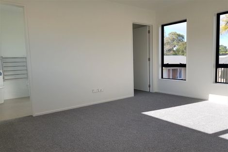 Photo of property in 3 Apple Lane, Henderson, Auckland, 0610