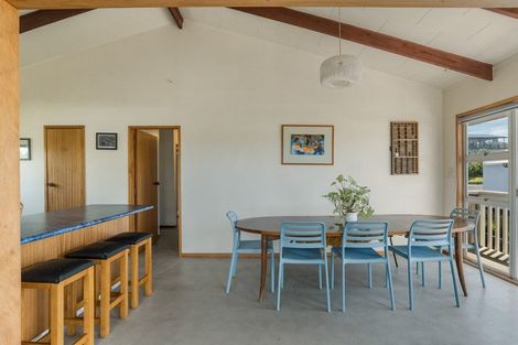 Photo of property in 207 Seaforth Road, Waihi Beach, 3611