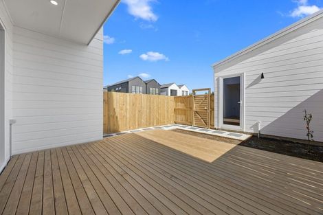 Photo of property in 111 Tributary Parade, Karaka, 2578